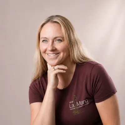 Katja Ortmann Schandorff - Indehaver og fysiurgisk massør hos Klinik La Mano | massage Rødovre Centrum, massage Rødovre, Rødovre massage